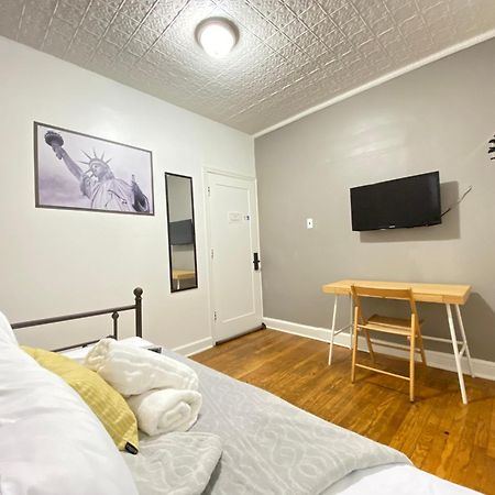 Best Room To Visit Nyc-Subway Access Newark Exteriör bild