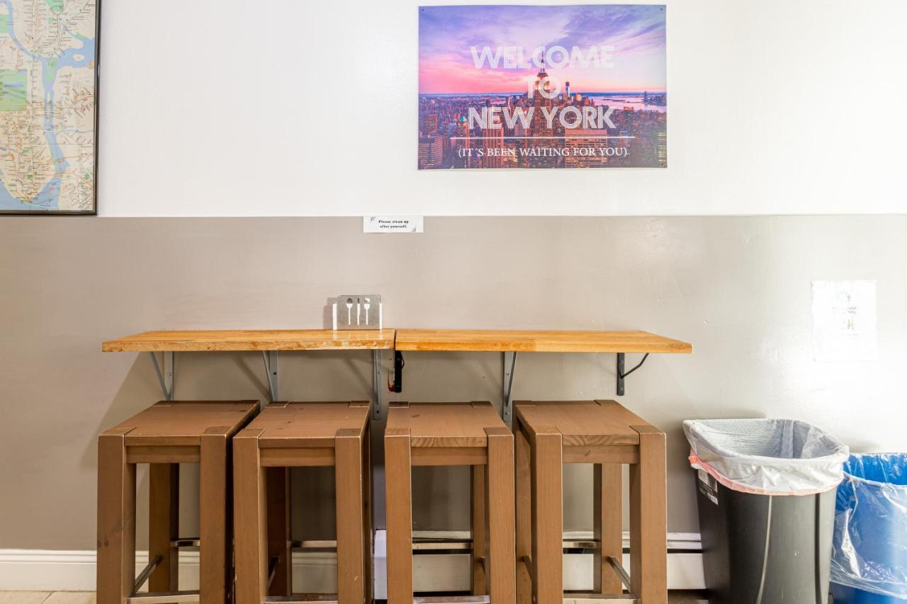 Best Room To Visit Nyc-Subway Access Newark Exteriör bild