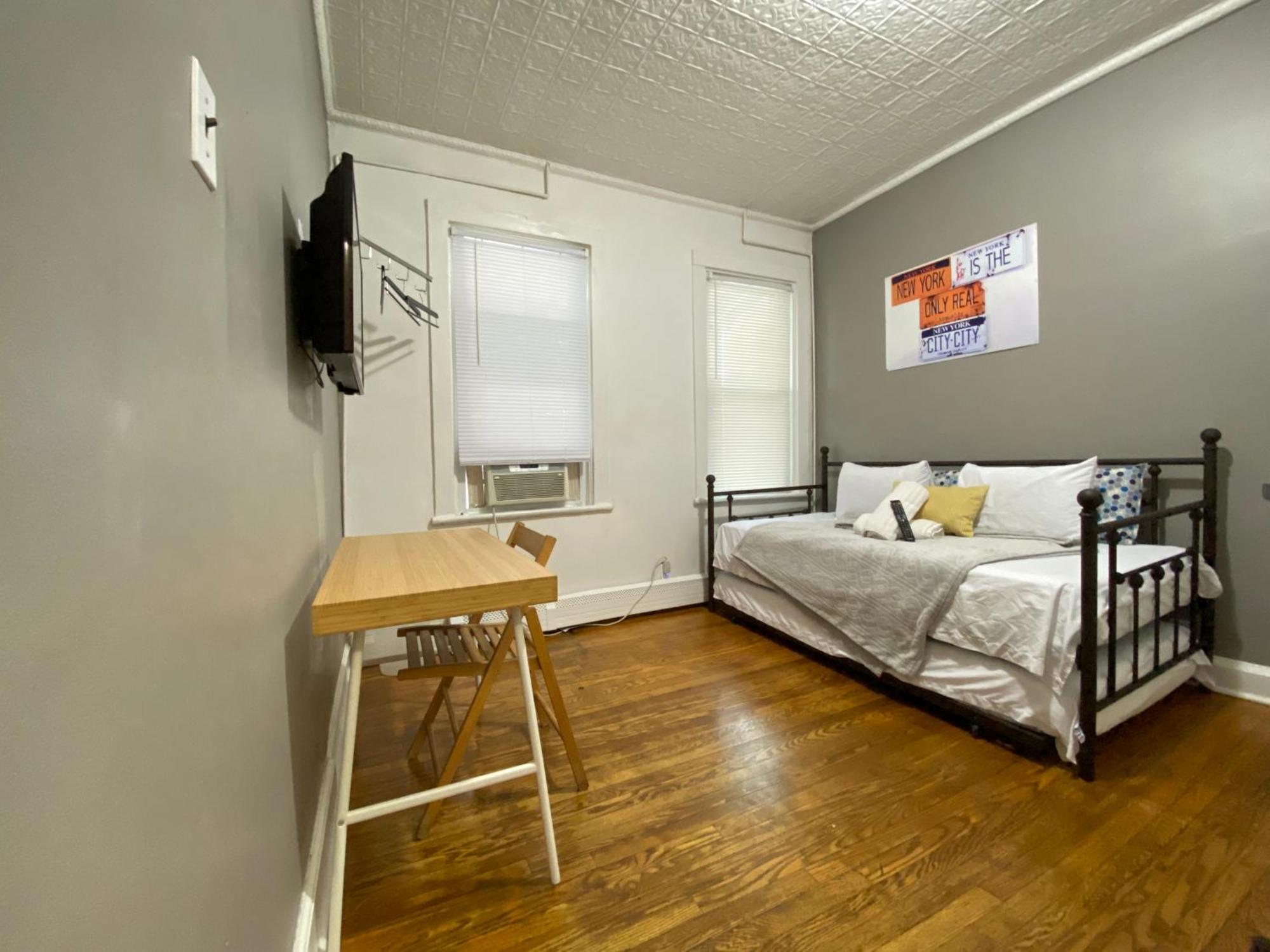 Best Room To Visit Nyc-Subway Access Newark Exteriör bild